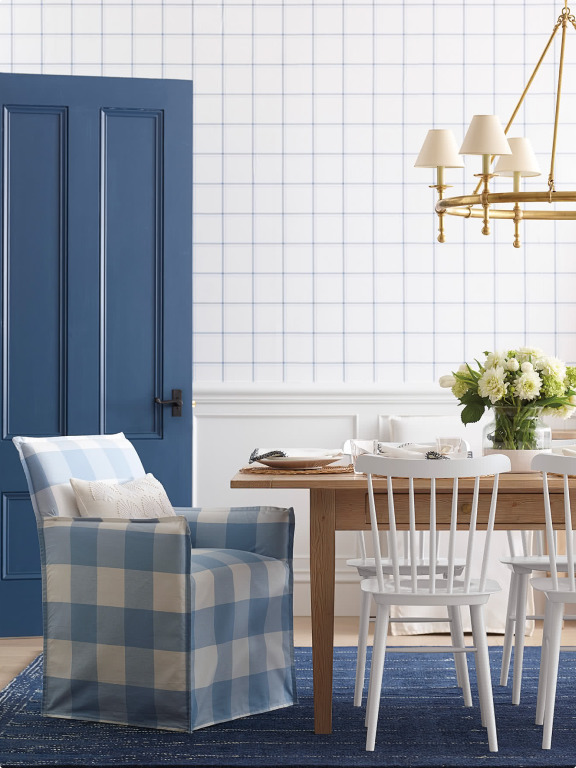 Белые стулья Такер